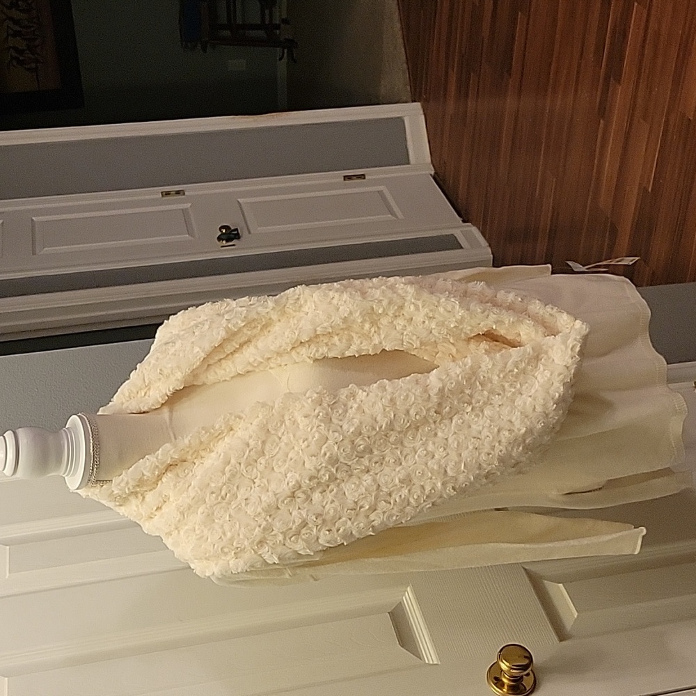 Gorgeous cream colored sweater with detachable faux fur scarf